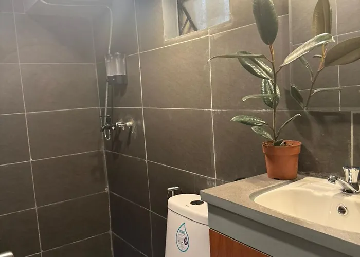 2 Bedroom Loft Type With 2 Baths Near Ortigas Cbd Manila
